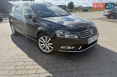 Volkswagen Passat 2011