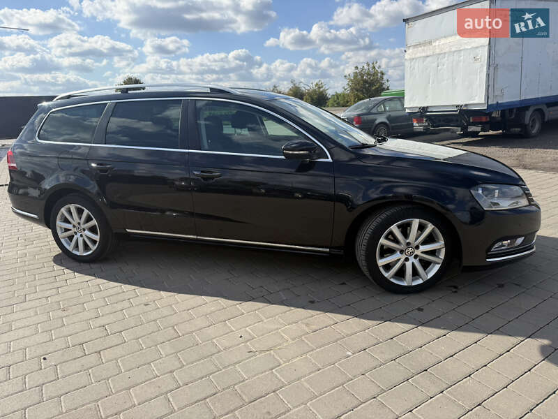 Универсал Volkswagen Passat 2011 в Львове