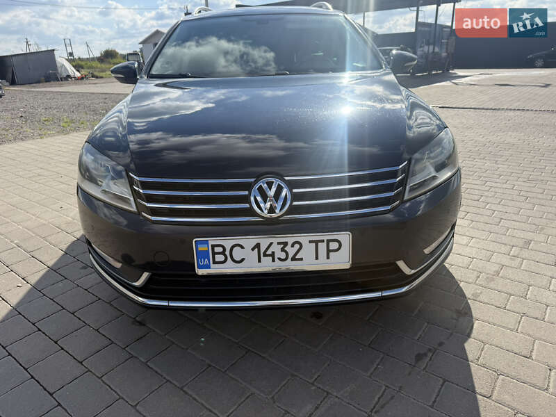 Универсал Volkswagen Passat 2011 в Львове
