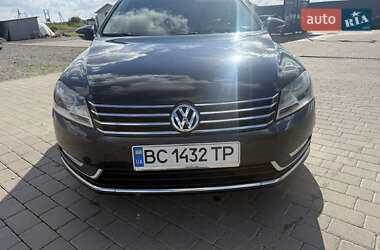 Универсал Volkswagen Passat 2011 в 