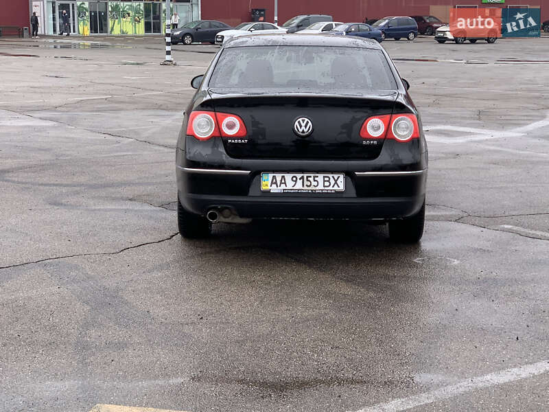 Седан Volkswagen Passat 2006 в Киеве