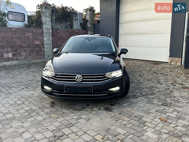 Универсал Volkswagen Passat 2020 в Луцке фото 22 Универсал Volkswagen Passat 2020 в Луцке