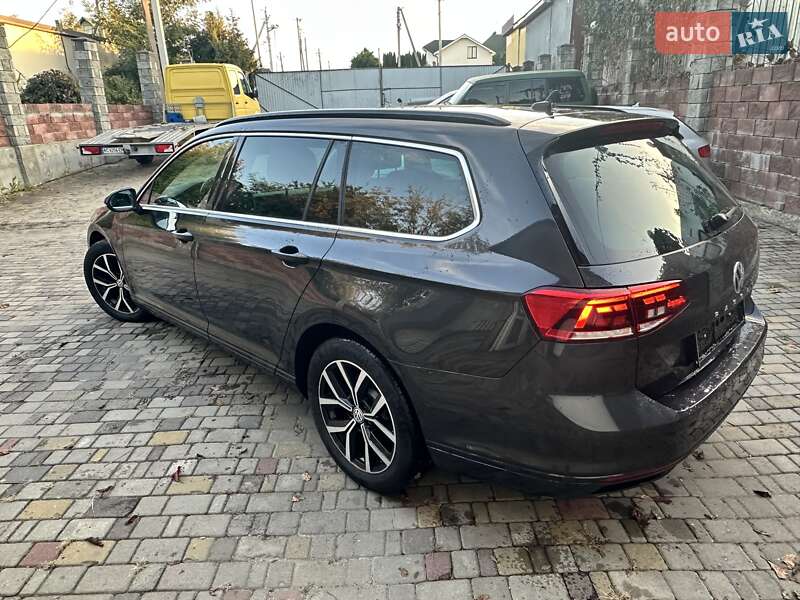 Универсал Volkswagen Passat 2020 в Луцке фото 29 Универсал Volkswagen Passat 2020 в Луцке