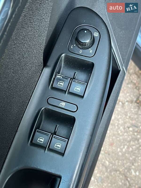 Универсал Volkswagen Passat 2009 в Калуше