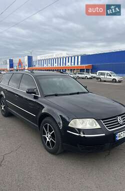 Універсал Volkswagen Passat 2002 в Луцьку