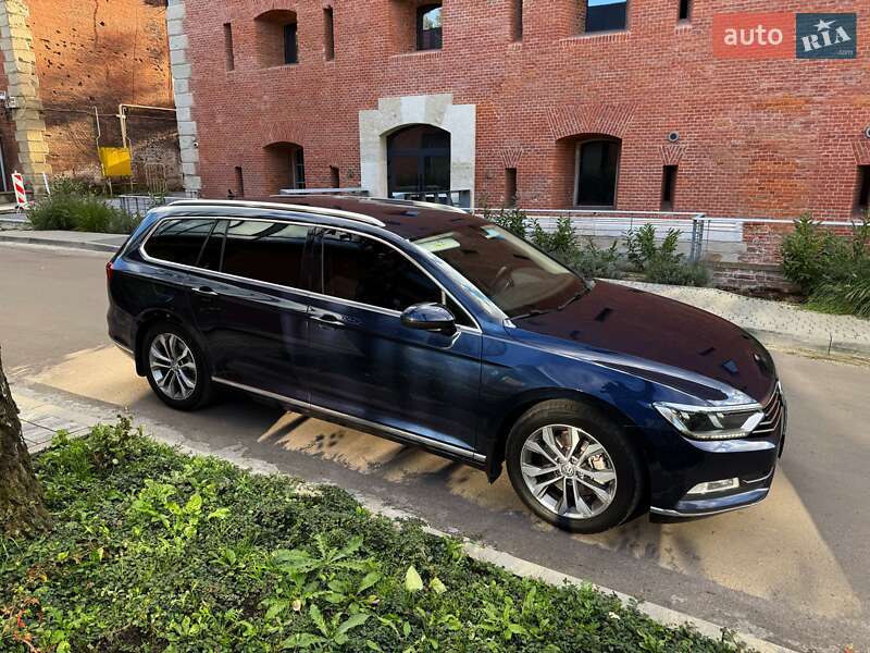 Универсал Volkswagen Passat 2015 в Львове