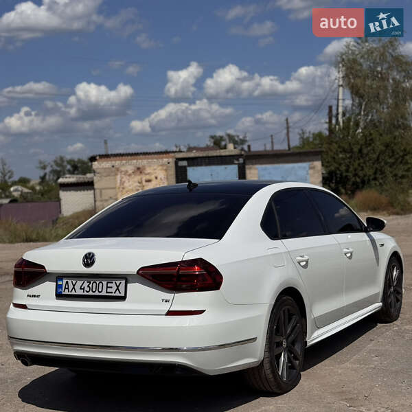 Седан Volkswagen Passat 2018 в Изюме