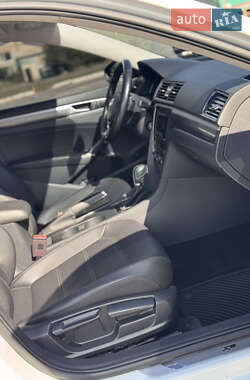 Седан Volkswagen Passat 2018 в 