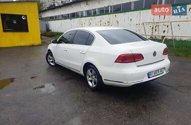 Седан Volkswagen Passat 2012 в Фастове