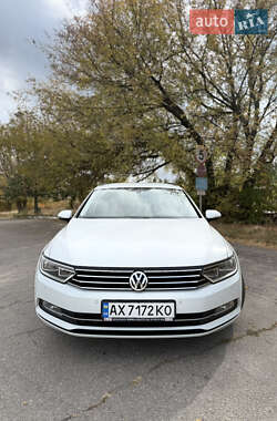 Универсал Volkswagen Passat 2016 в  фото 2 Универсал Volkswagen Passat 2016 в