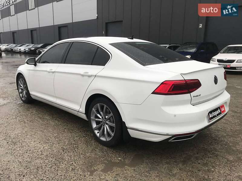 Седан Volkswagen Passat 2020 в Львові фото 23 Седан Volkswagen Passat 2020 в Львові