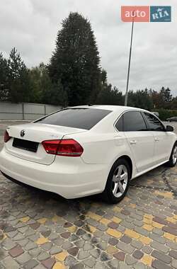 Седан Volkswagen Passat 2012 в 