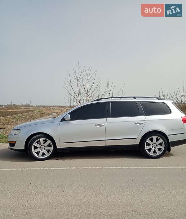 Универсал Volkswagen Passat 2007 в Самборе