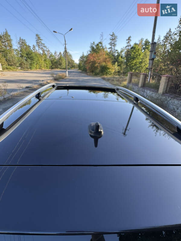 Универсал Volkswagen Passat 2014 в Киеве