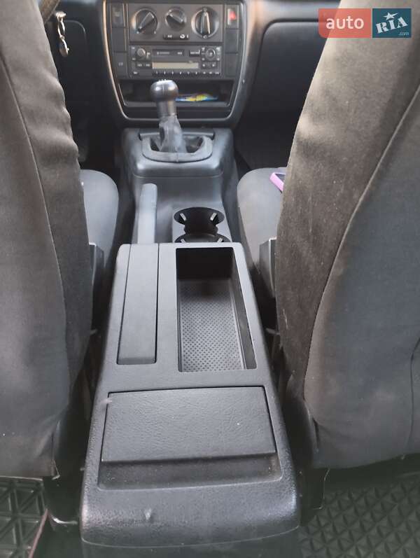 Универсал Volkswagen Passat 2001 в Теплике