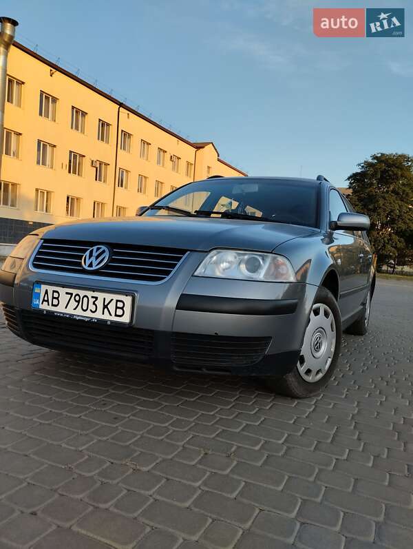 Универсал Volkswagen Passat 2001 в Теплике