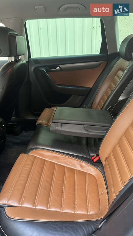 Универсал Volkswagen Passat 2011 в Тернополе