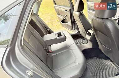 Седан Volkswagen Passat 2014 в 