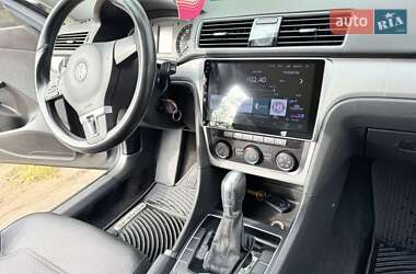 Седан Volkswagen Passat 2014 в 