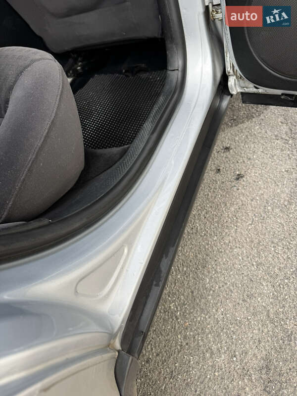 Седан Volkswagen Passat 2001 в Мене фото 9 Седан Volkswagen Passat 2001 в Мене