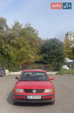 Универсал Volkswagen Passat 1998 в Ровно
