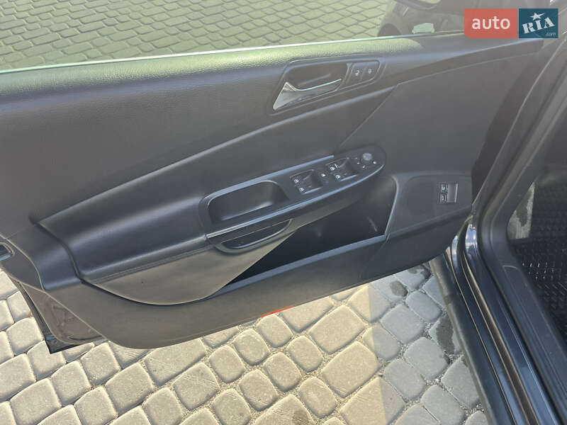 Седан Volkswagen Passat 2008 в Дунаевцах