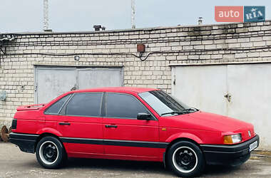 Седан Volkswagen Passat 1992 в Черкасах