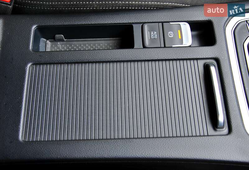 Седан Volkswagen Passat 2016 в Вінниці