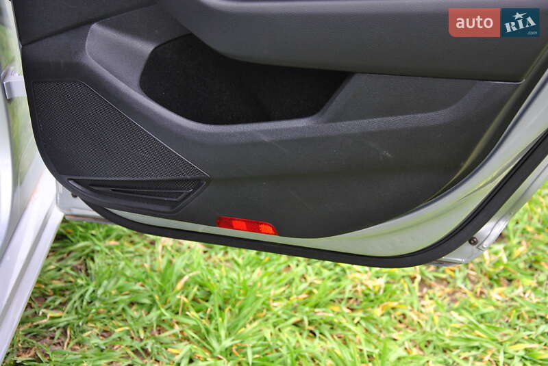 Седан Volkswagen Passat 2016 в Вінниці