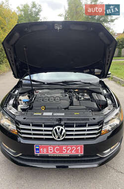 Седан Volkswagen Passat 2015 в 