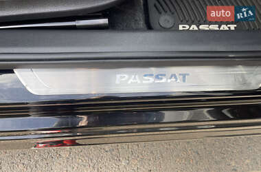 Седан Volkswagen Passat 2015 в 