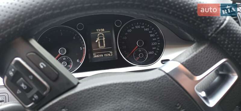 Універсал Volkswagen Passat 2010 в Вінниці