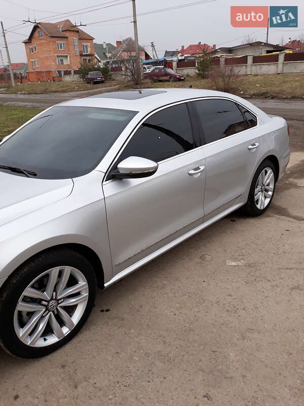 Седан Volkswagen Passat 2017 в Ивано-Франковске фото 6 Седан Volkswagen Passat 2017 в Ивано-Франковске