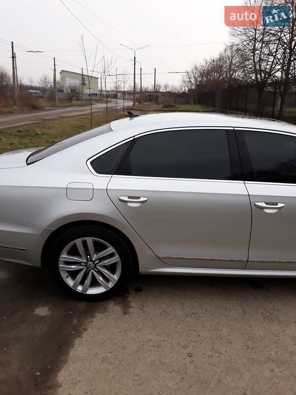 Седан Volkswagen Passat 2017 в Ивано-Франковске фото 8 Седан Volkswagen Passat 2017 в Ивано-Франковске