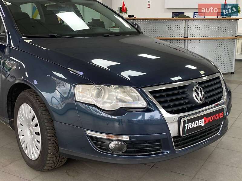 Универсал Volkswagen Passat 2008 в Киеве
