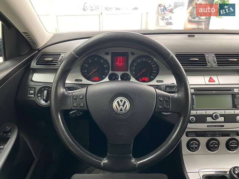 Универсал Volkswagen Passat 2008 в Киеве