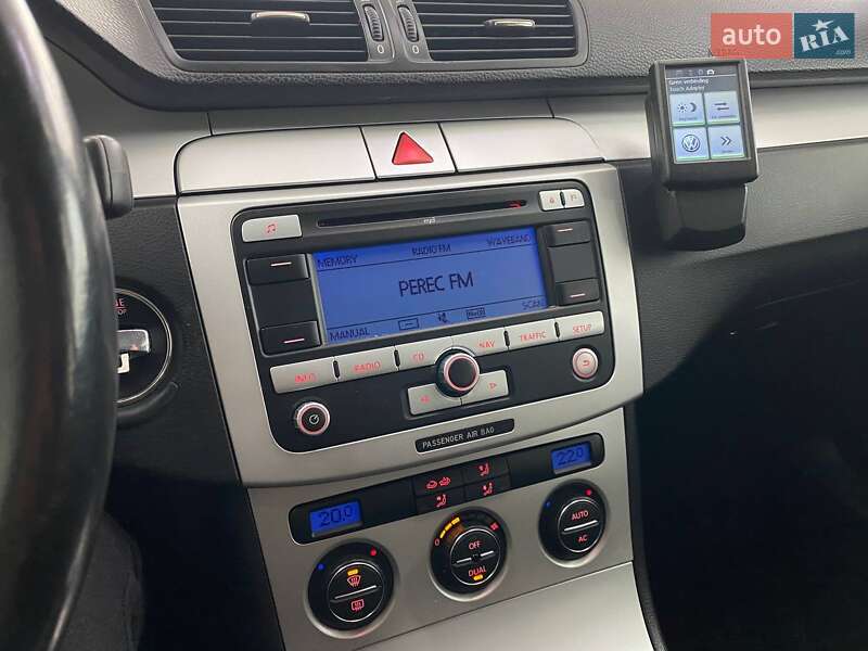 Универсал Volkswagen Passat 2008 в Киеве