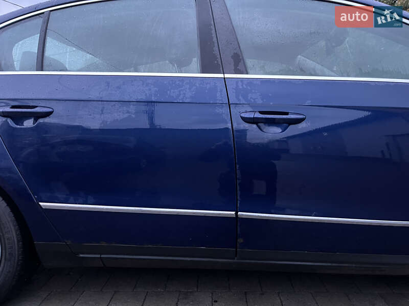 Седан Volkswagen Passat 2005 в Львові