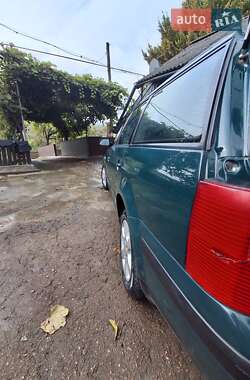 Универсал Volkswagen Passat 1999 в 