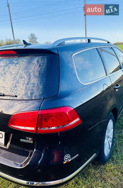 Универсал Volkswagen Passat 2011 в 