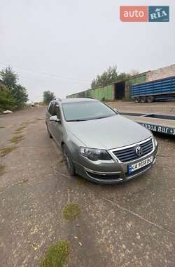 Універсал Volkswagen Passat 2006 в Кагарлику