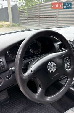 Универсал Volkswagen Passat 2005 в 