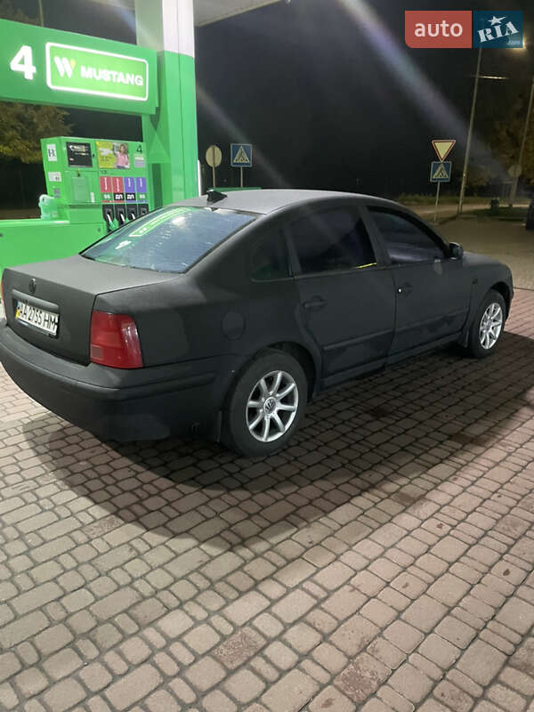 Седан Volkswagen Passat 1998 в Киеве фото 6 Седан Volkswagen Passat 1998 в Киеве