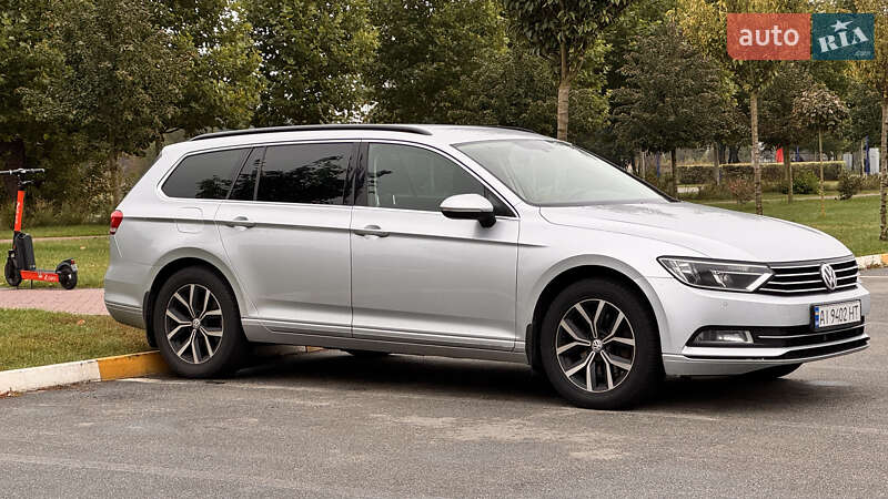 Універсал Volkswagen Passat 2015 в Ірпені