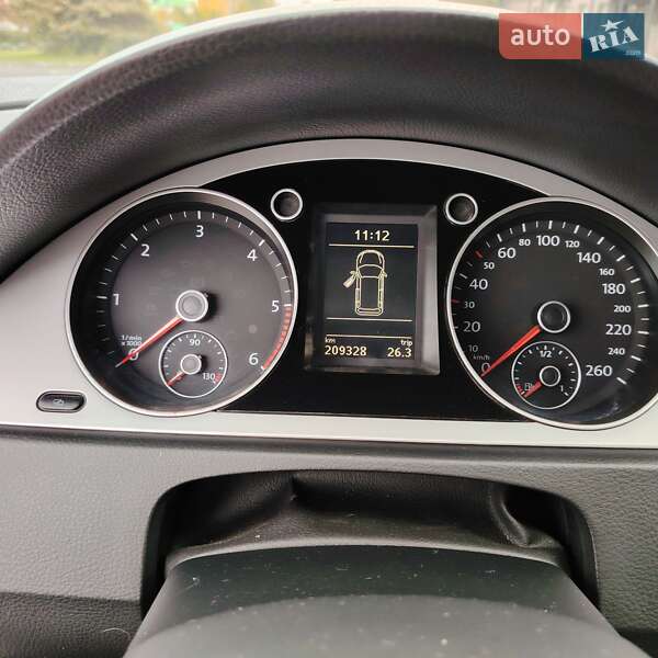 Универсал Volkswagen Passat 2010 в Луцке