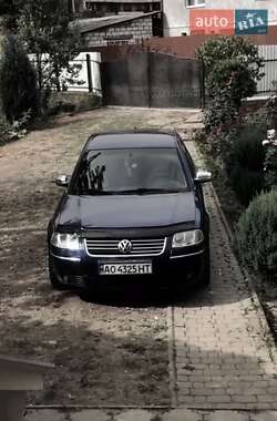 Седан Volkswagen Passat 2002 в 