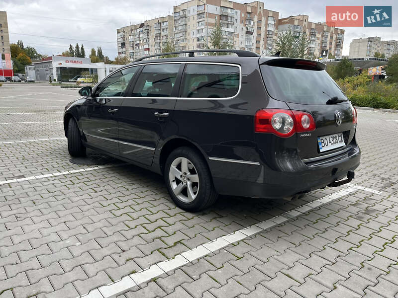 Універсал Volkswagen Passat 2010 в Хмельницькому