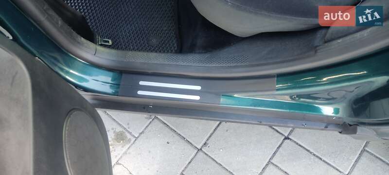 Универсал Volkswagen Passat 2001 в Черкассах