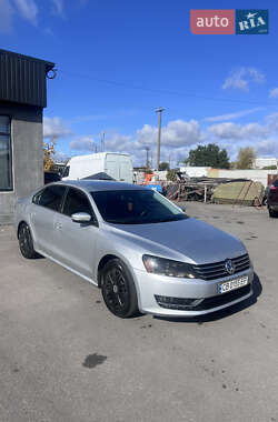 Седан Volkswagen Passat 2014 в Чернігові