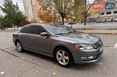 Седан Volkswagen Passat 2015 в Харькове